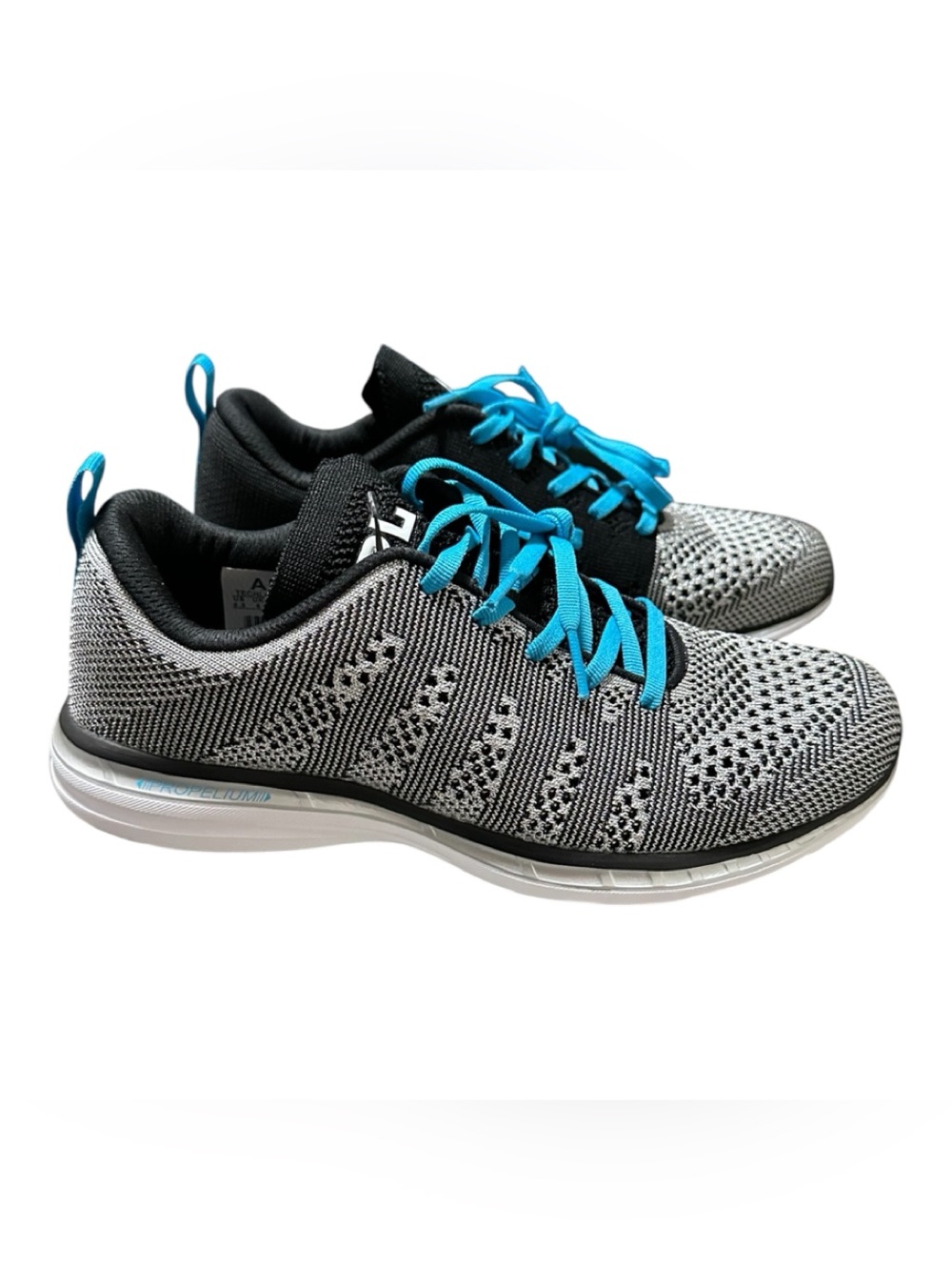 APL texhloom pro w 0819XC  Silver And Black Women’s Running Shoes 8.5 NWOB